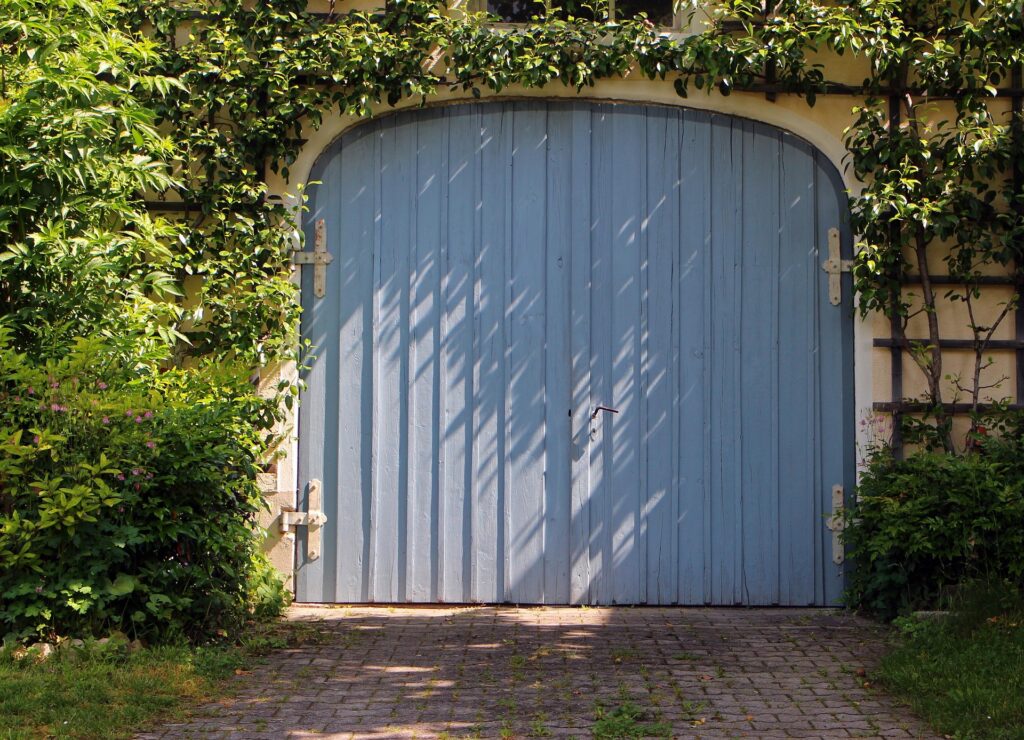 quel matériau pour sa porte de garage ?