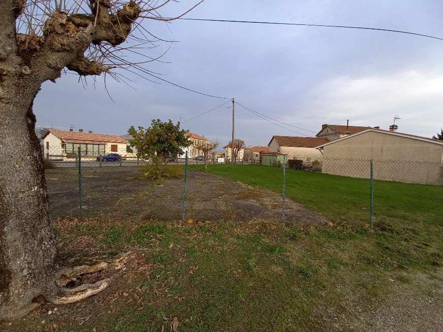 Vente maison à Castelnaud de gratecambe (47290) de 102 m2 habitable sur terrain de 610 m2