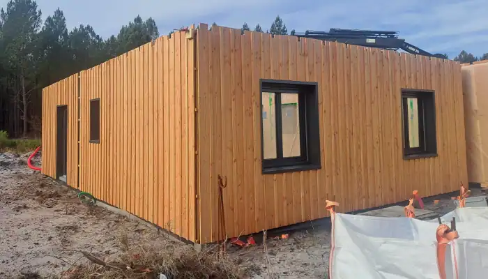 Assemblage sur chantier de la structure ossature bois